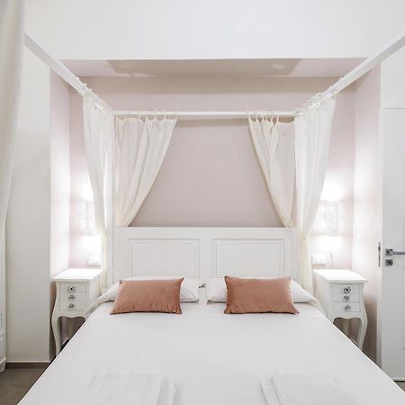 Goodstay Corte Regina Suite ليتشي المظهر الخارجي الصورة