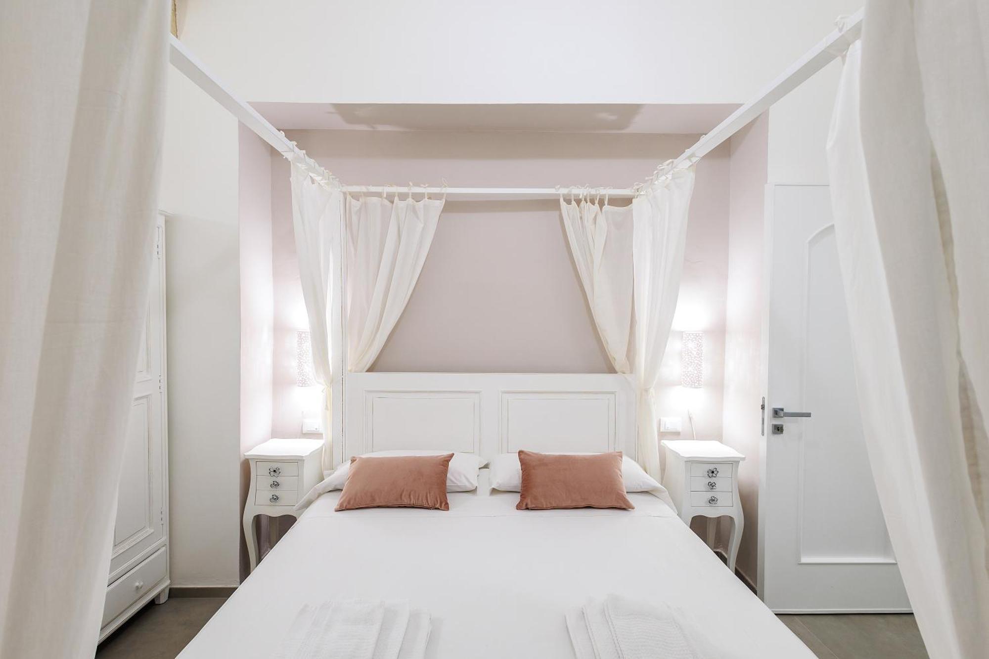 Goodstay Corte Regina Suite ليتشي المظهر الخارجي الصورة