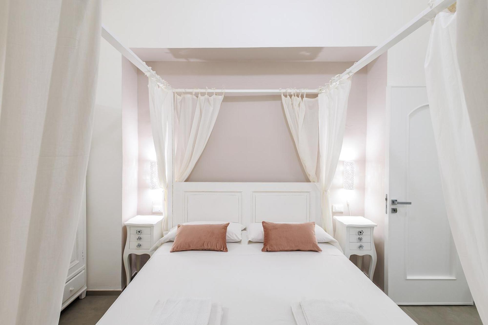 Goodstay Corte Regina Suite ليتشي المظهر الخارجي الصورة